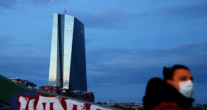 1045621065_0031821692_705x375_80_0_0_ee5b57d92302ad7d88d40cab14c40a67