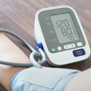 قياس ضغط الدم قياس ضغط الدم