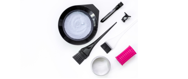 tbl_articles_article_26675_53949be8c43-f968-46b8-b66d-8cb17a888b00 سحب لون الشعر: هل يؤذي الشعر؟