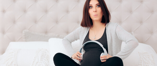 tbl_articles_article_26762_840bbcac081-4716-4eb5-954e-1295a4229207 متى يبدأ الجنين بالسمع