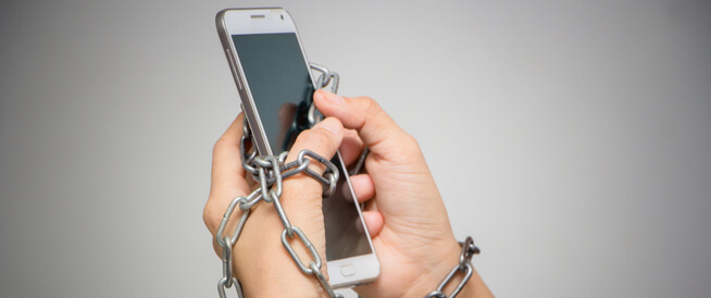 tbl_articles_article_26810_146fb9bb723-c67e-47ad-85e5-2bd614f3d4de كيف أتخلص من إدمان الهاتف؟