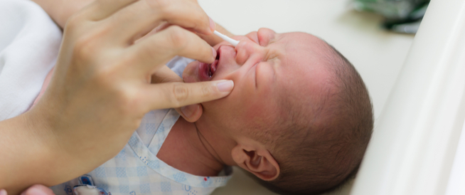 tbl_articles_article_26861_69f40cde24-3820-4e65-b7ad-25dfae6f5e14 مخاطر علاج انسداد الأنف عند الرضع بزيت الزيتون