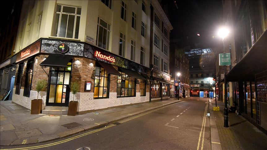 مسؤول بريطاني يحذر من إغلاق جديد بسبب كورونا