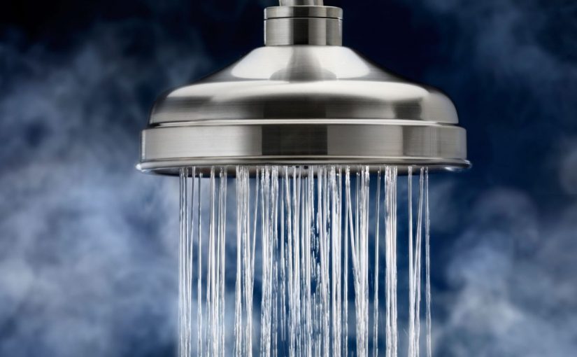 03-8-ways-youre-showering-wrong-hot-1200x800-825x510-2 تفسير الاستحمام في المنام