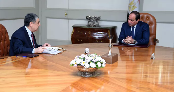 السيسي و وزير الكهرباء والطاقة المتجددة السيسي و وزير الكهرباء والطاقة المتجددة