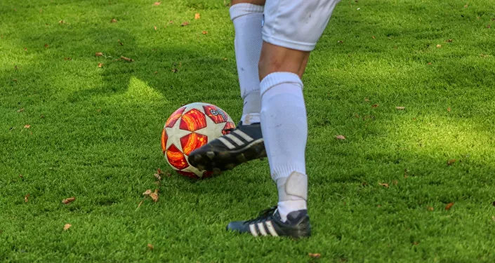 لاعبة كرة قدم لاعبة كرة قدم