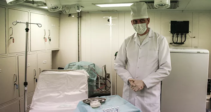 تطعيم أفراد الأسطول الشمالي الروسي على متن الفرقاطة الأميرال كاساتونوف بـ لقاح سبوتنيك V ضد فيروس كورونا في سيفيرومورسك، روسيا 2 ديسمبر 2020 تطعيم أفراد الأسطول الشمالي الروسي على متن الفرقاطة الأميرال كاساتونوف بـ لقاح سبوتنيك V ضد فيروس كورونا في سيفيرومورسك، روسيا 2 ديسمبر 2020