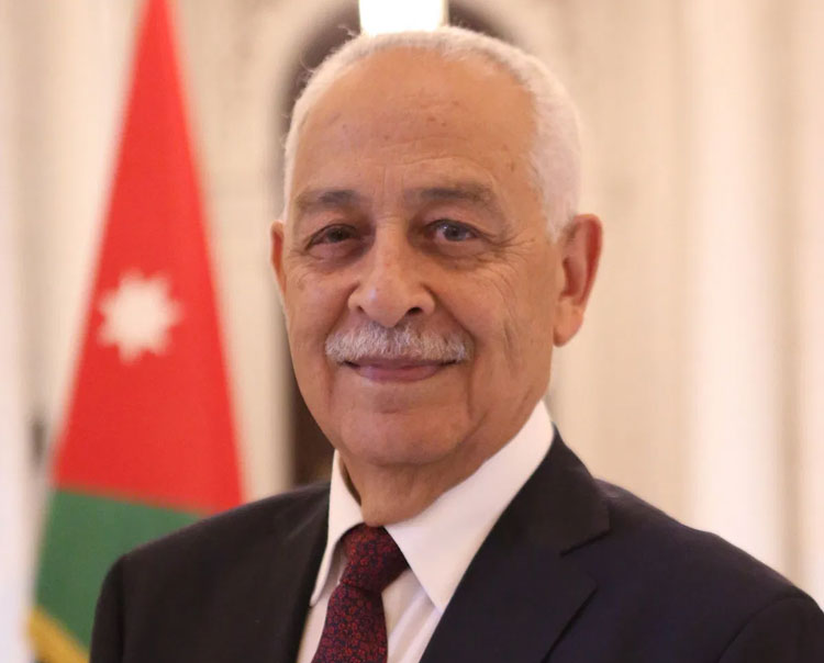 43r26if5-5 رئيس الديوان الملكي الهاشمي، يوسف حسن العيسوي