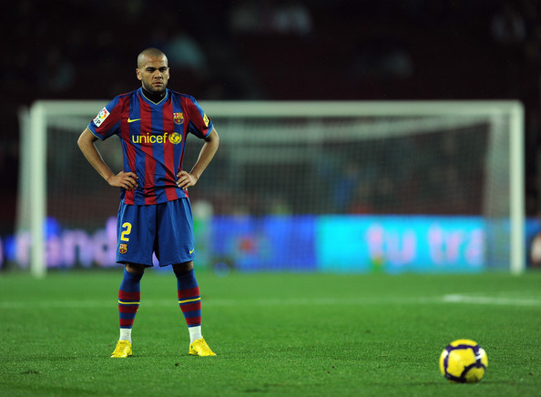 صورة اللاعب دانييل الفيس مع فريق برشلونه