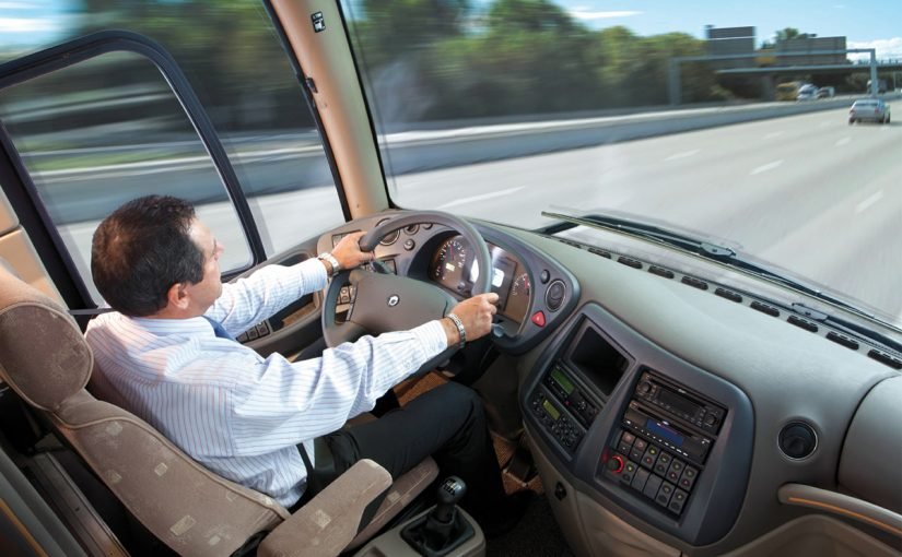 d8aad981d8b3d98ad8b1-d982d98ad8a7d8afd8a9-d8a7d984d8a8d8a7d8b5-d981d98a-d8a7d984d985d986d8a7d985-825x510-2 تفسير قيادة الباص في المنام