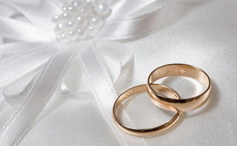 d8b9d8a8d8a7d8b1d8a7d8aa-d8b2d988d8a7d8ac-d8b5d8afd98ad982d8aad98a-825x510-2 عبارات زواج صديقتي