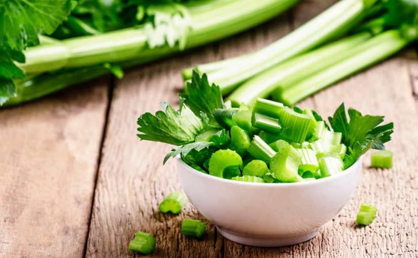 d981d988d8a7d8a6d8af-d8a7d984d983d8b1d981d8b3-825x510-2 فوائد الكرفس للجسم