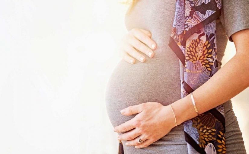 edcea0c7f6825444455920f1cb7b328e-825x510-2 كيف اعرف اني حامل من أول يوم حمل