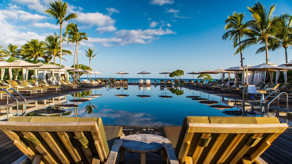 4. FOUR SEASONS RESORT HUALALAI