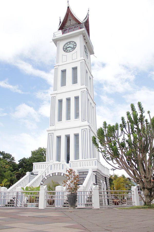 الساعة الكبيرة Big Clock