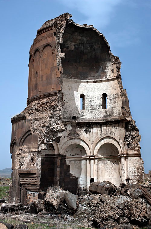 باقيا مدينة آني
