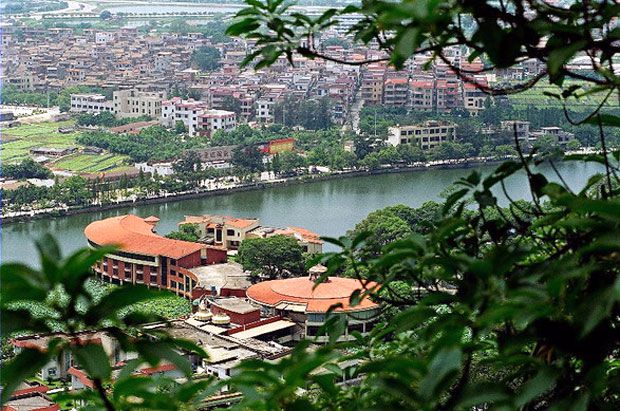 foshan is a prefecture-level city in central Guangdong