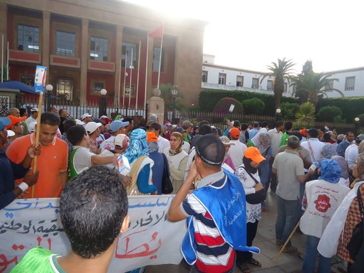 images_mojtama3_mo3ataloun_30082013-3 معدل البطالة انتقل من 13,8% سنة 1999 إلى 9,4% سنة 2016