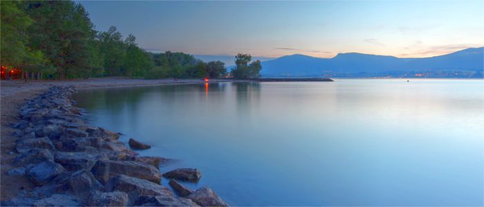 Lake Neuchatel IS The Largest Lake Entirely in Switzerland