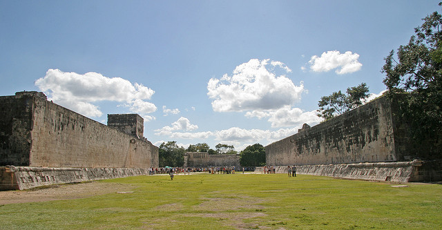 محكمة الكرة الرئيسية Main Ball Court
