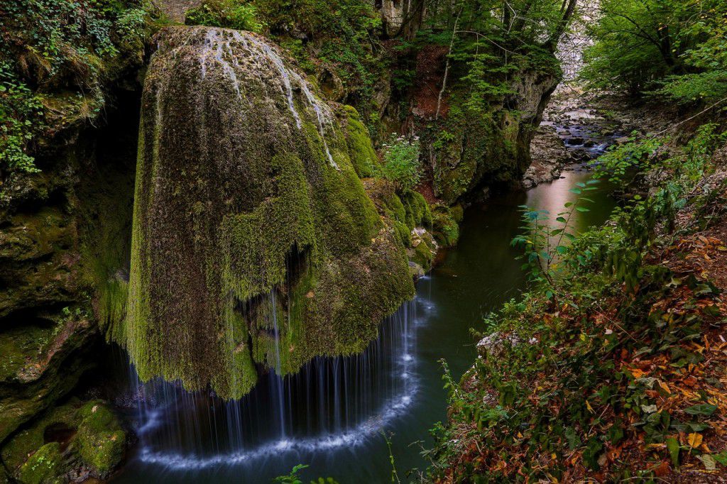 Natural Shower at Bigar Waterfall