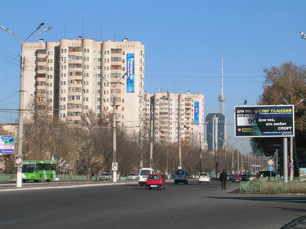 overview of A large street in Tashkent