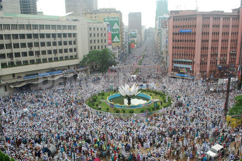Dhaka paralyzed Hefazat postsiege rally