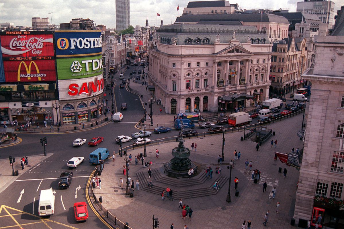 Piccadilly Circus