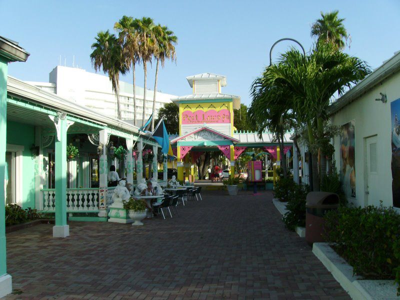 ميناء Port Lucaya Marketplace