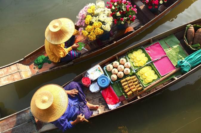 Private Tour in Damnern Saduak Floating Market