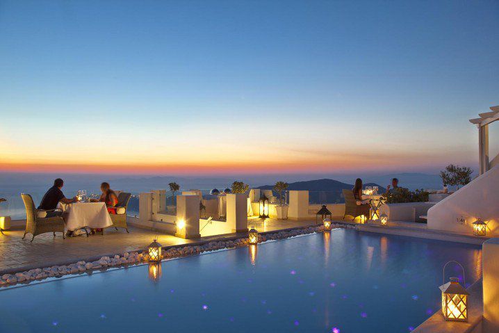 Restaurant at Above Blue Suites