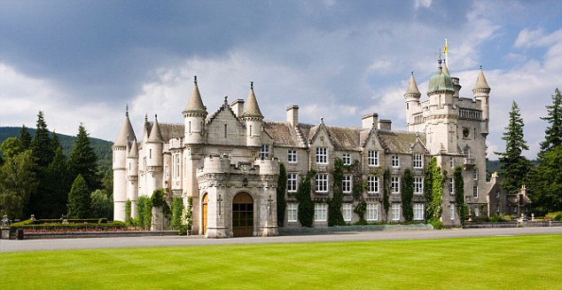 Popular Royal Places in UK