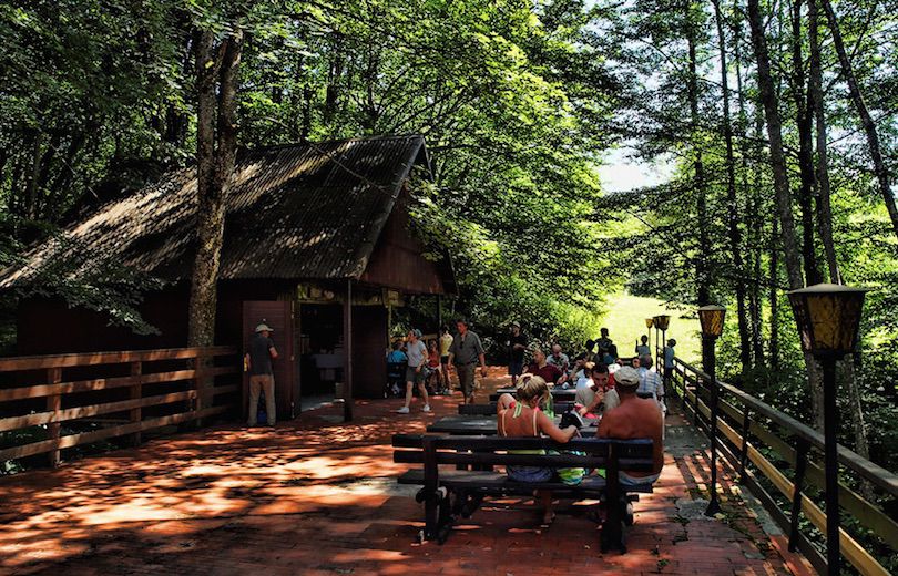 Tourists in the Plitvice Lakes