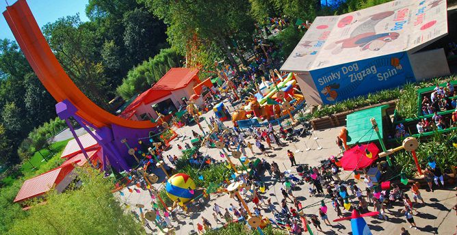 ملاهي ديزني لاند هونج كونج Toy Story Land