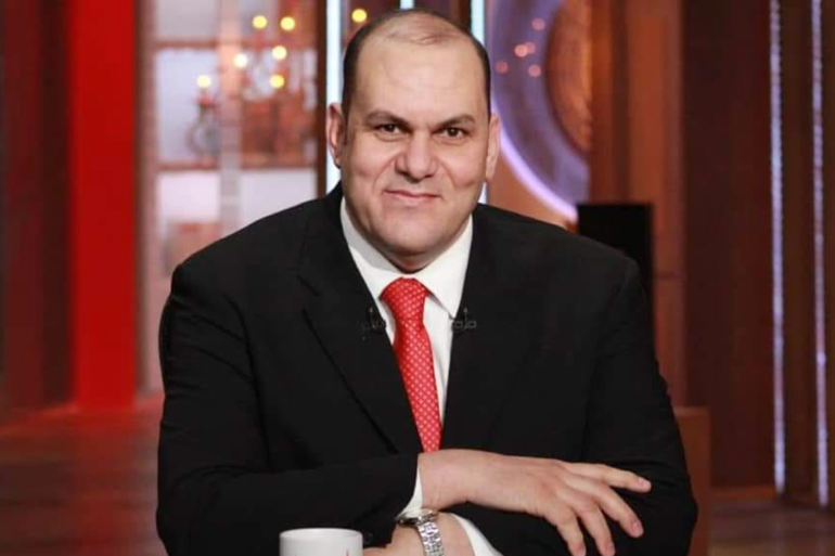 10-1 أيمن منصور ندا رئيس قسم الإذاعة والتليفزيون في كلية الإعلام بجامعة القاهرة / مصر/ مواقع التواصل