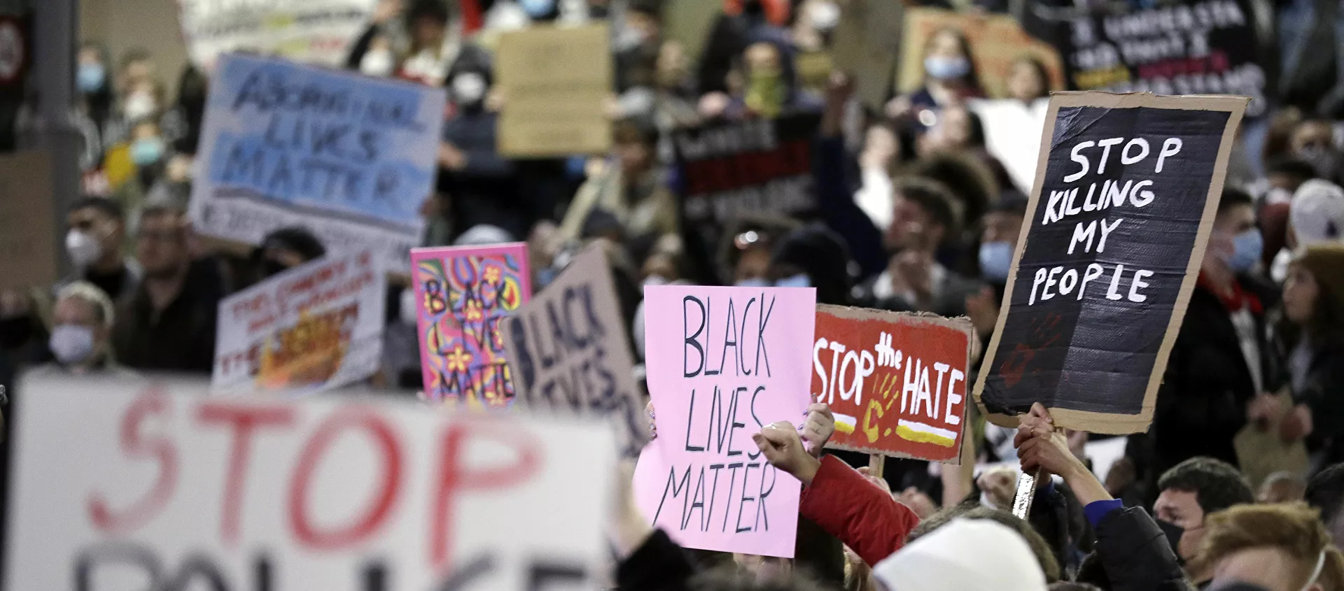 مظاهرات في أستراليا احتجاجا على مقتل الأمريكي جورج فلويد - سبوتنيك عربي, 1920, 01.04.2021