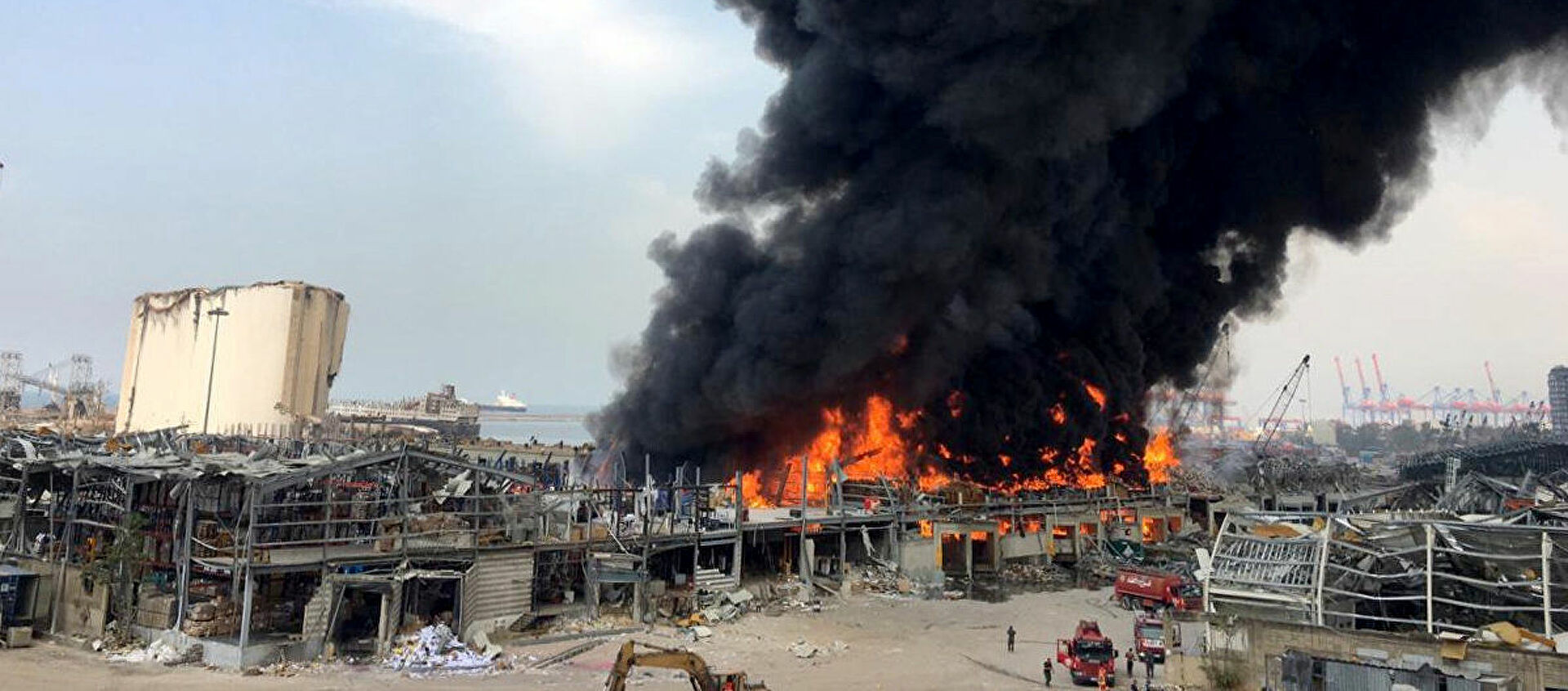 اندلاع حريق كبير في مرفأ بيروت، لبنان 10 سبتمبر 2020 - سبوتنيك عربي, 1920, 28.06.2021