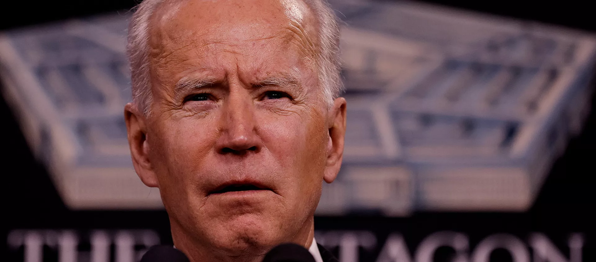 الرئيس الأمريكي جو بايدن أثناء زيارته إلى البنتاغون، فرجينيا، الولايات المتحدة 10 فبراير 2021 - سبوتنيك عربي, 1920, 04.05.2021