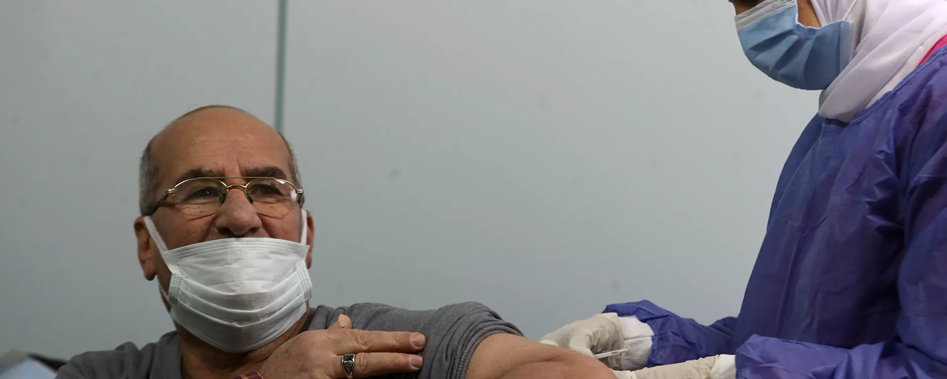 بدء تطعيم واسع النطاق في مصر ضد فيروس كورونا (كوفيد-19)، القاهرة، 4 مارس 2021 - سبوتنيك عربي, 1920, 22.05.2021