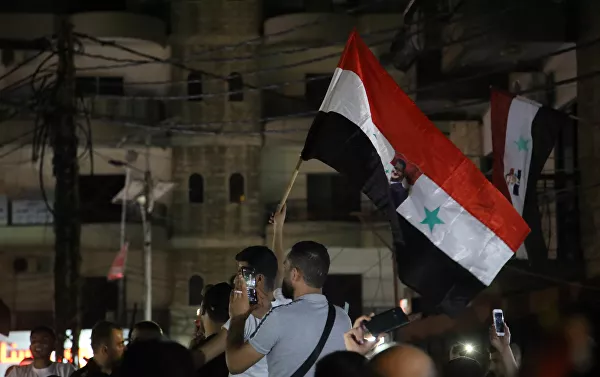 احتفالات في شوارع طرابلس بفوز بشار الأسد بالرئاسة السورية، لبنان 27 مايو 2021 احتفالات في شوارع طرابلس بفوز بشار الأسد بالرئاسة السورية، لبنان 27 مايو 2021 - سبوتنيك عربي