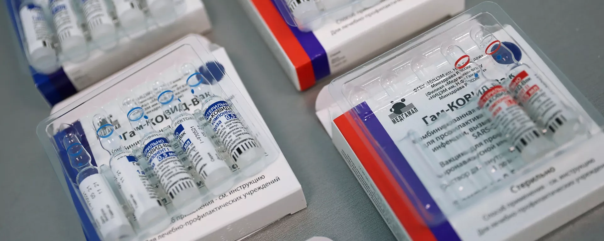 التطعيم ضد مرض كوفيد-19 في تولا، لقاح سبوتنيك V روسيا 19 يونيو 2021 - سبوتنيك عربي, 1920, 08.07.2021