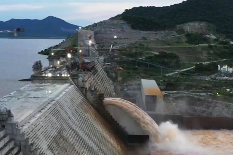 التلفزيون الإثيوبي يعلن اكتمال التعبئة الثانية لسد النهضة ويبث صورا لها