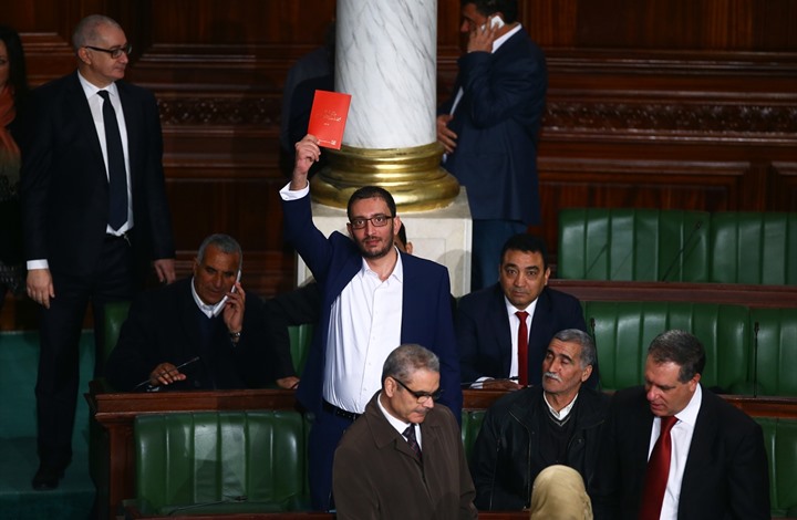 نائب تونسي يضرب عن الطعام.. ووقفة للتضامن معه السبت