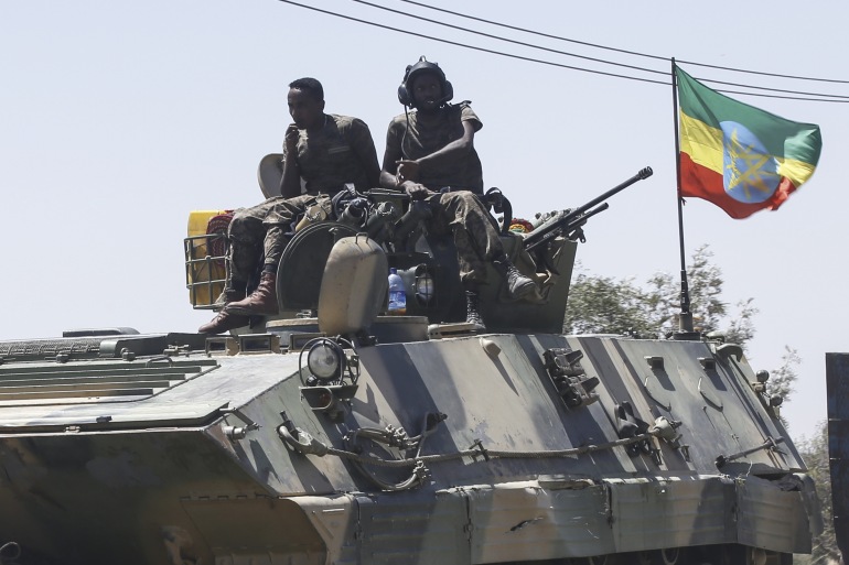 24012490-7 Ethiopian army patrols streets of Mekelle city