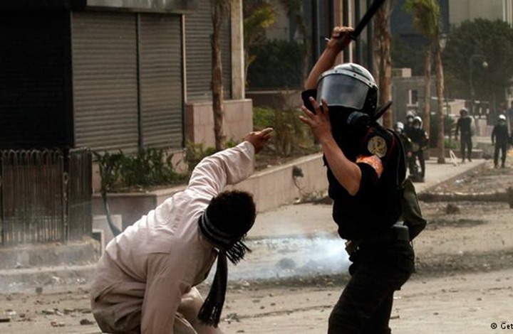 خبراء: استراتيجية السيسي لحقوق الإنسان مجرد مغازلة للغرب