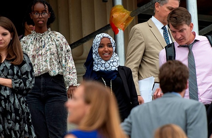 اللوبي الإسرائيلي بأمريكا يحرض على النائبة إلهان عمر