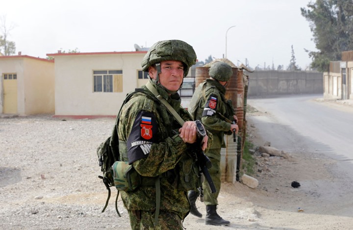 النظام السوري يعزز تواجده بأحياء درعا المحاصرة بدعم روسي