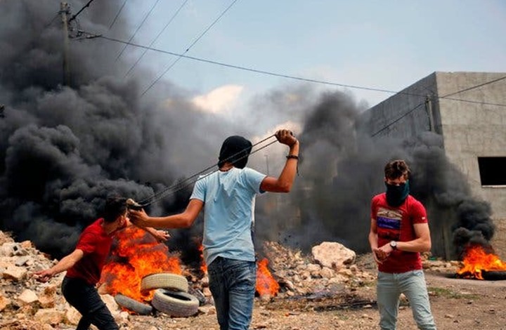 اعتقالات بالضفة والاحتلال يهدم منازل ومنشآت بأم الفحم