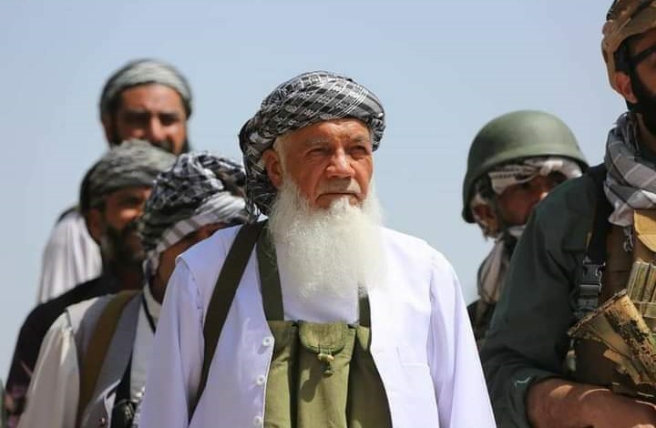 "أسد هرات" يستسلم لطالبان بعد شهر على تعهده بقتالها (شاهد)