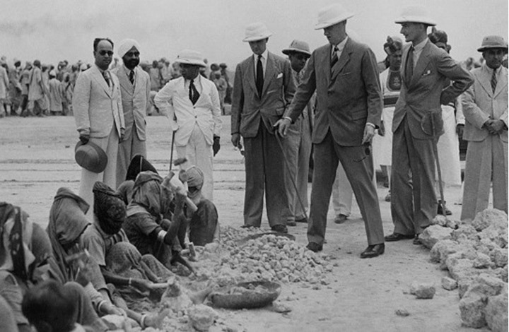 كيف سلبت بريطانيا الهند طوال قرنين من الاستعمار؟